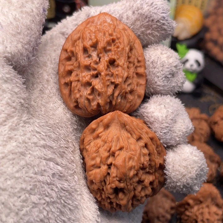 8***6核桃38尺秦岭野生虎头瑕疵