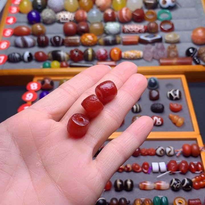 玛瑙/玉髓颈饰未镶嵌?****