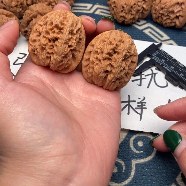桃核把件粗筋将军37