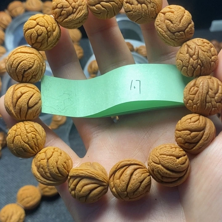 桃核吊坠秦岭山野生桃核