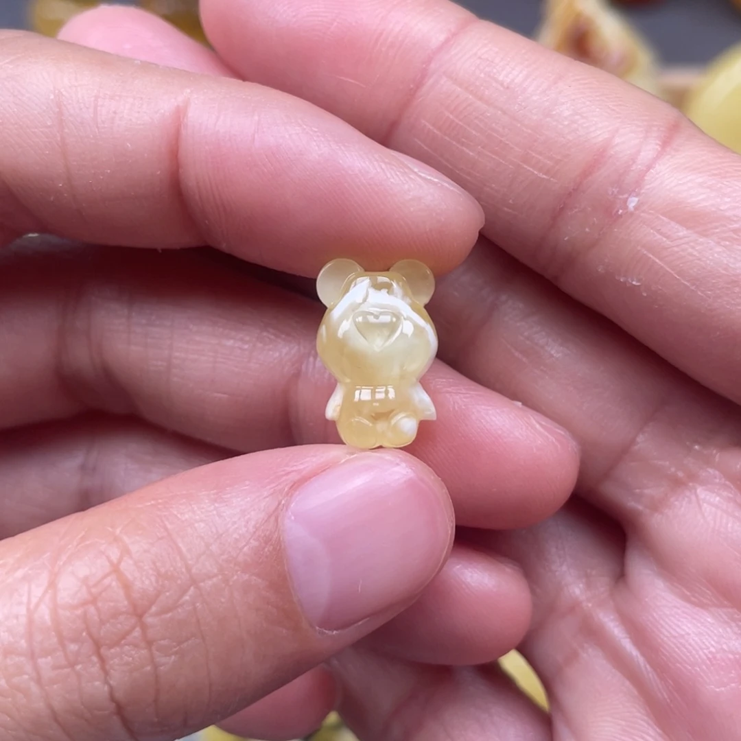 未镶嵌琥珀裸石蜜蜡