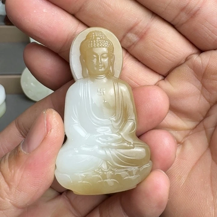 正***视和田玉未镶嵌颈饰