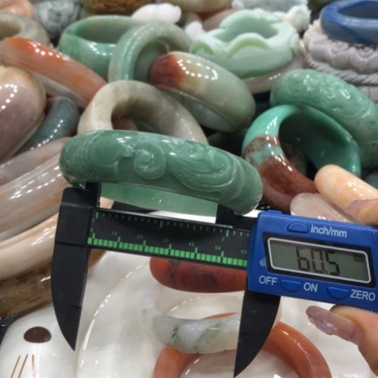 未镶嵌石英质玉珠宝半成品13