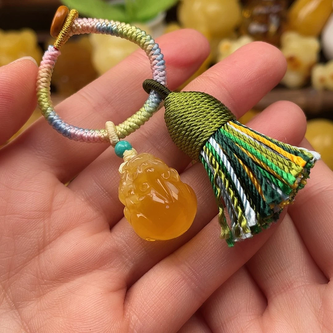 琥珀未镶嵌珠宝奇石