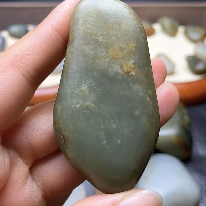 和田玉颈饰未镶嵌44