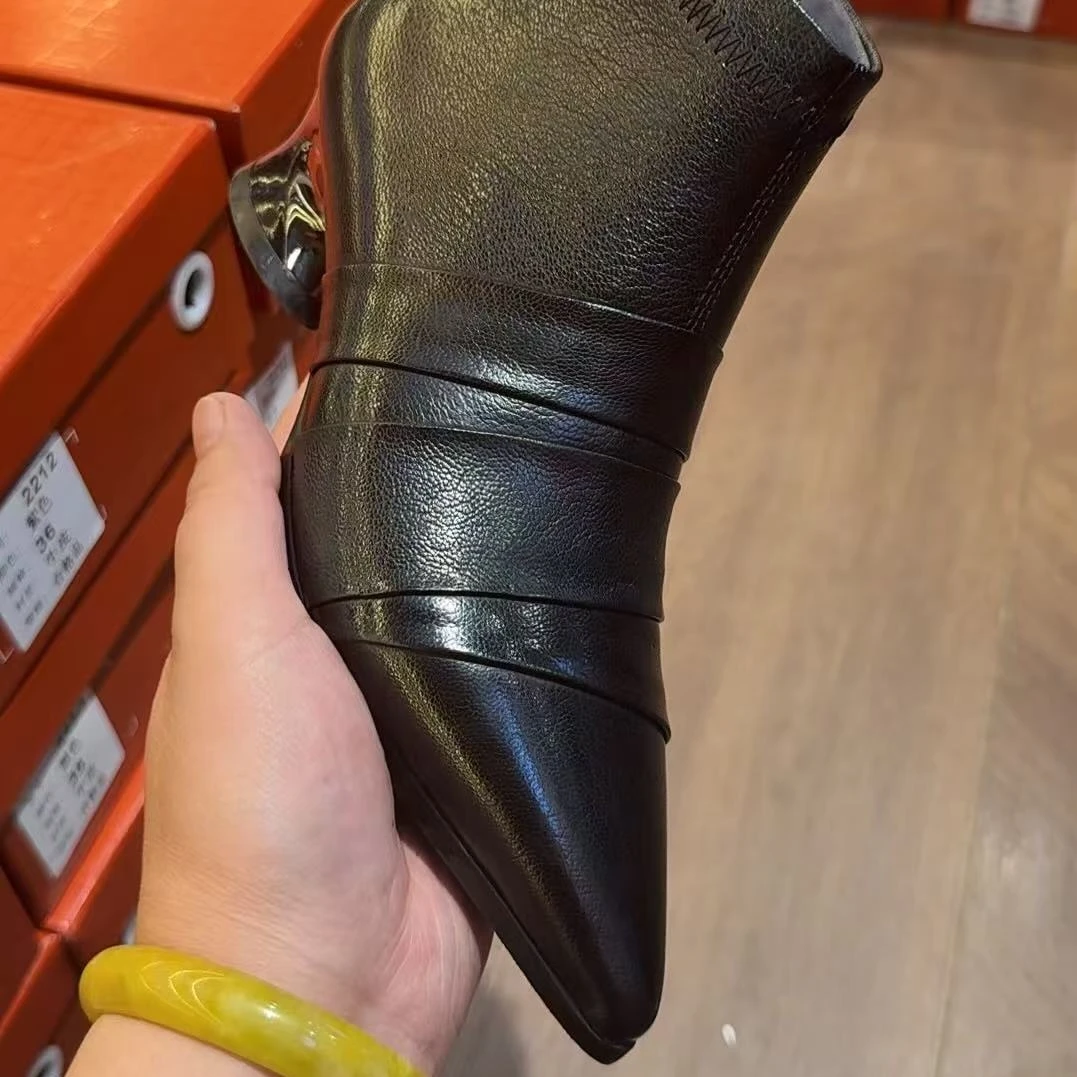 新款真皮中跟牛皮单鞋短靴尖头女鞋深口百搭气质漆皮跟鞋