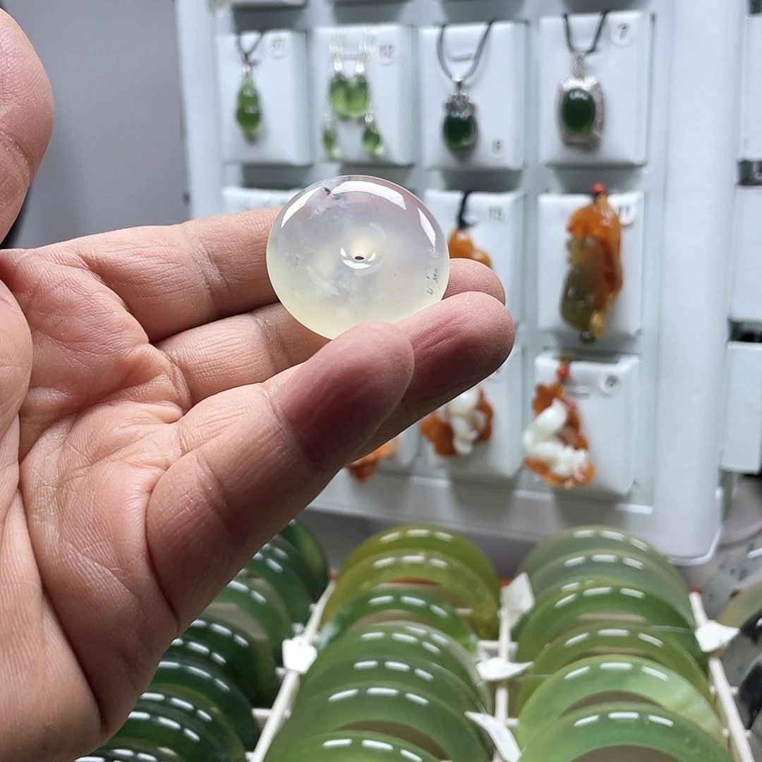 蛇纹石玉合金颈饰