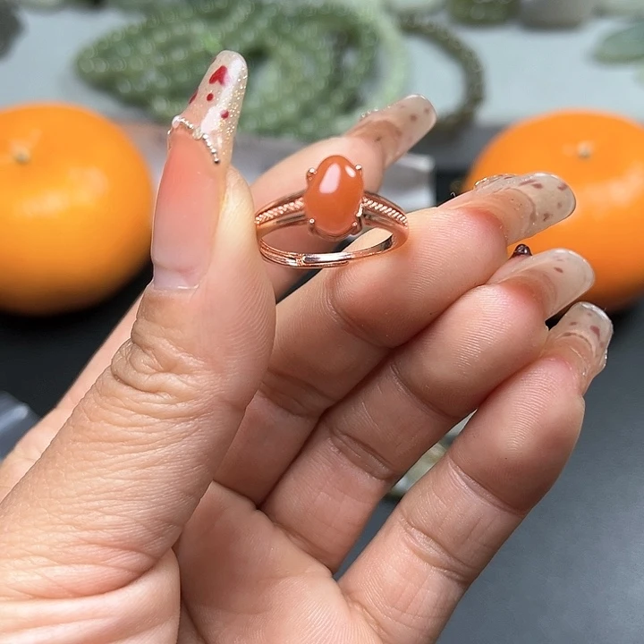 【闪购商品】南红玛瑙颈饰钛钢人****果