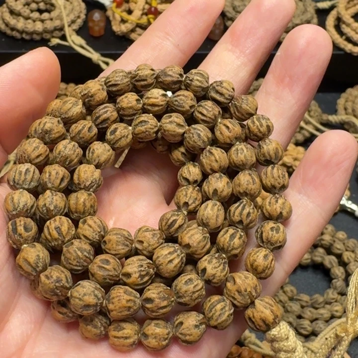 T***u吊坠柏香籽/百香籽纯原桩红牙红油皮