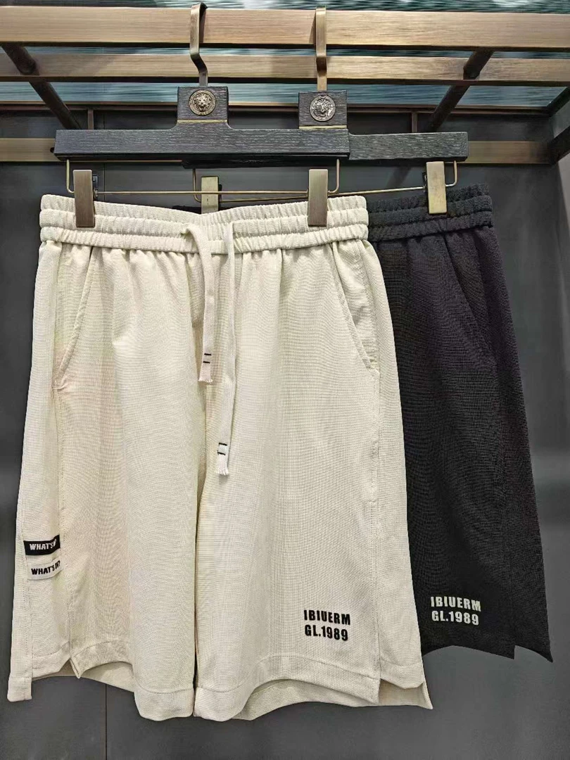 字母运动风印花四季通用青年短裤情侣华夫格条纹