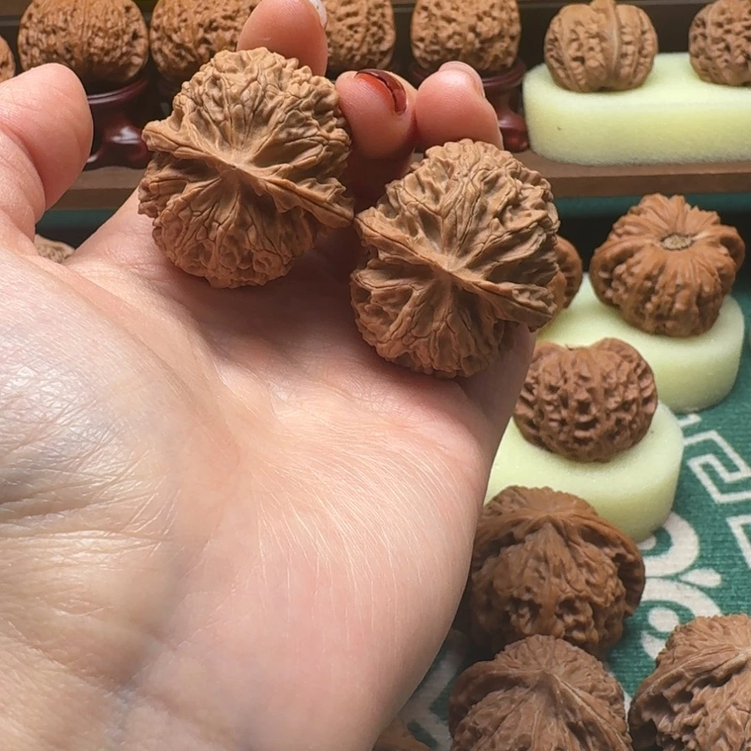 吊坠文玩核桃35全品苹果园