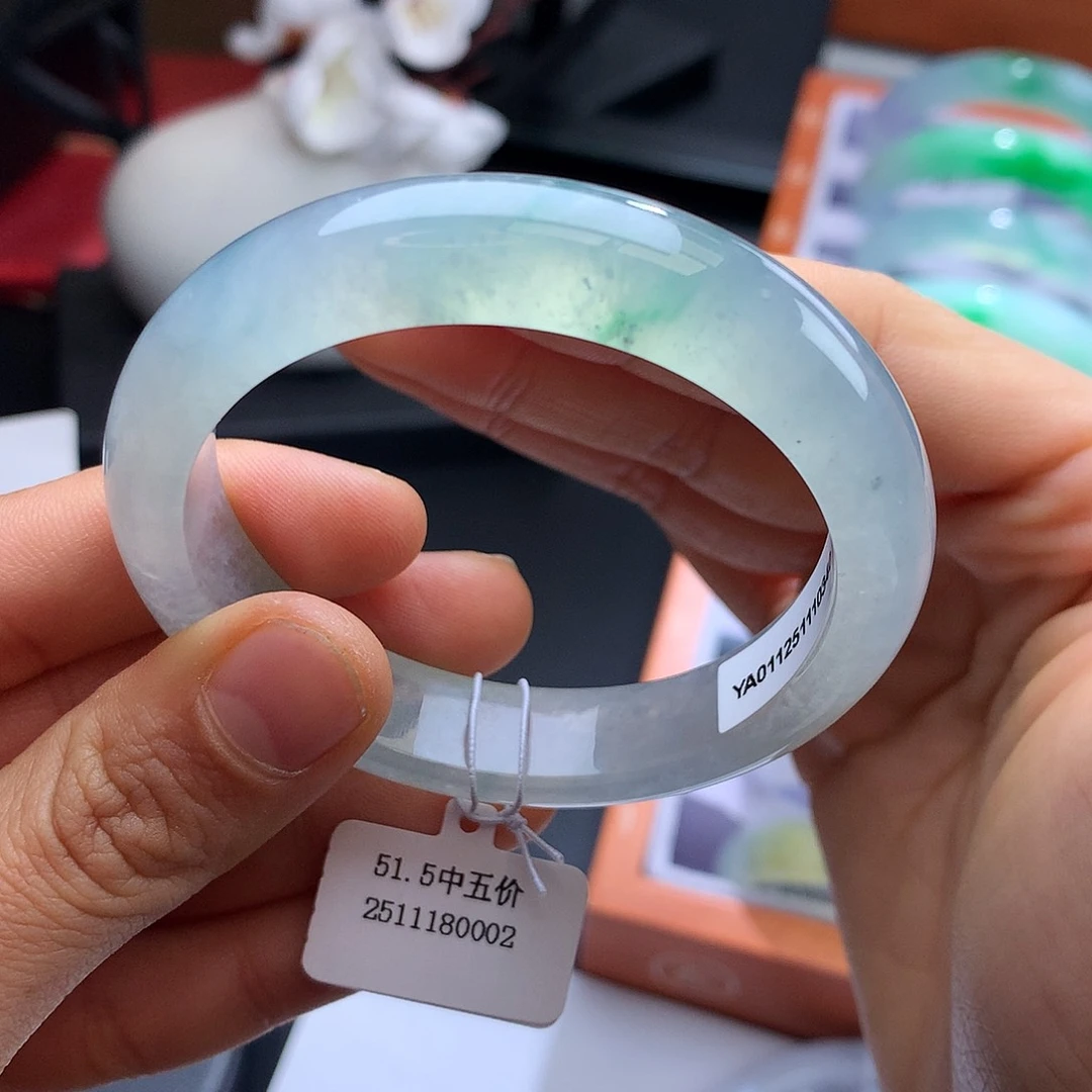 未镶嵌手镯翡翠52冰飘绿正圈