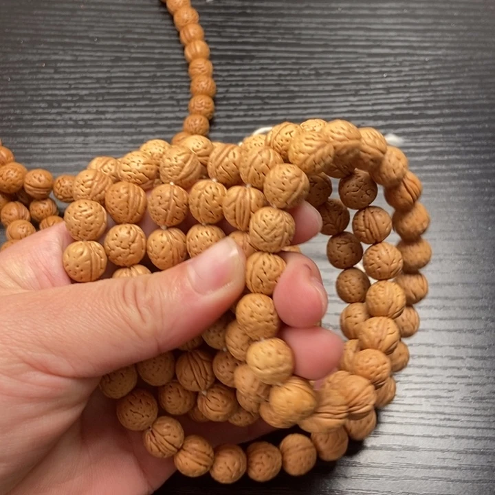 混***世吊坠桃核脖挂发货200