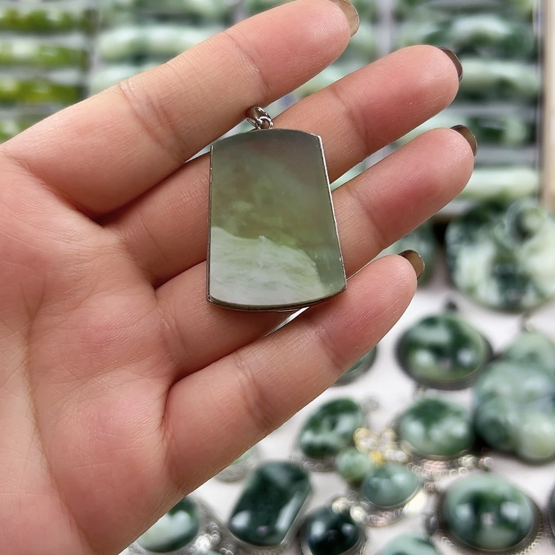 蛇纹石玉银S925镶嵌颈饰