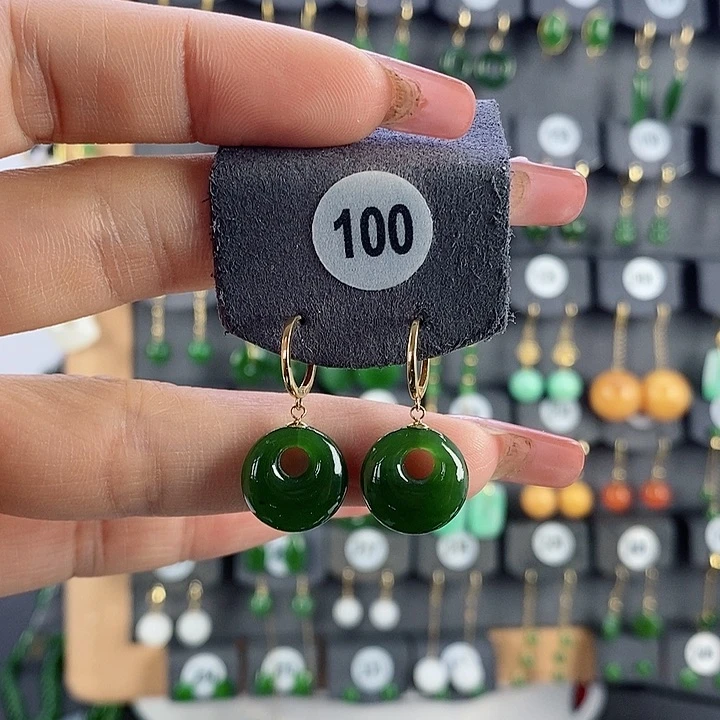 和田玉18K金镶嵌耳饰