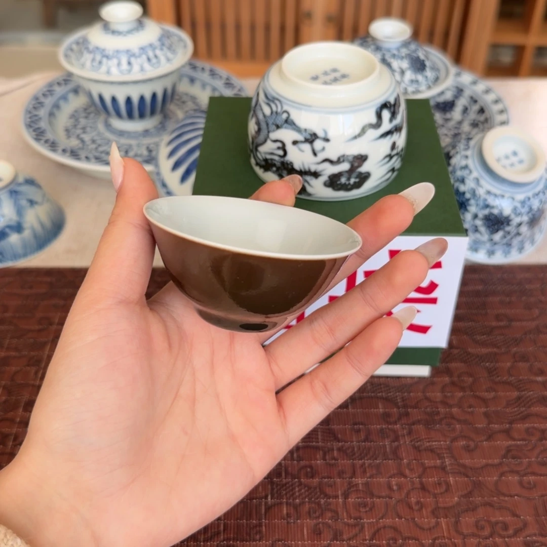 瓷片青花瓷器的制作工艺与工艺等方面都