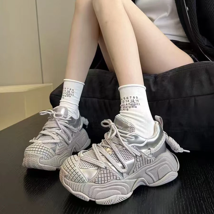 花生鞋~超火绑带厚底爆款老爹鞋女2025新款百搭运动休闲鞋圮稻