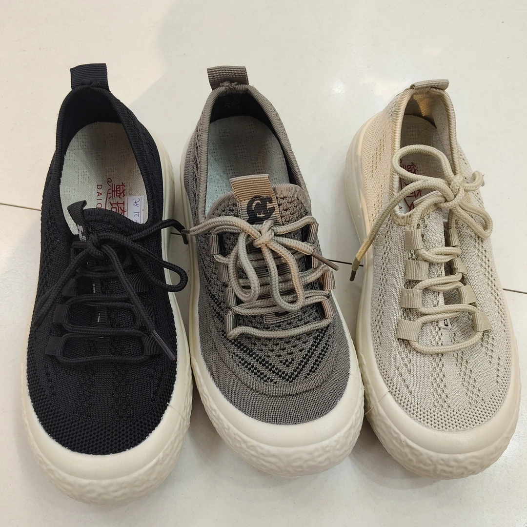 单鞋平底一脚蹬圆头豆豆鞋