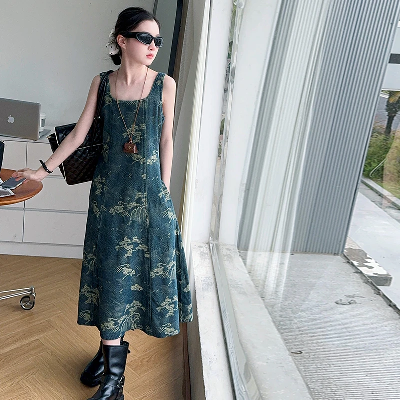 女童夏季牛仔连衣裙2025新款女童中国风祥云图腾吊带裙气质修身裙