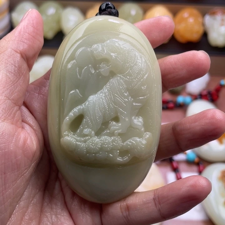 *****石材古青石手把件