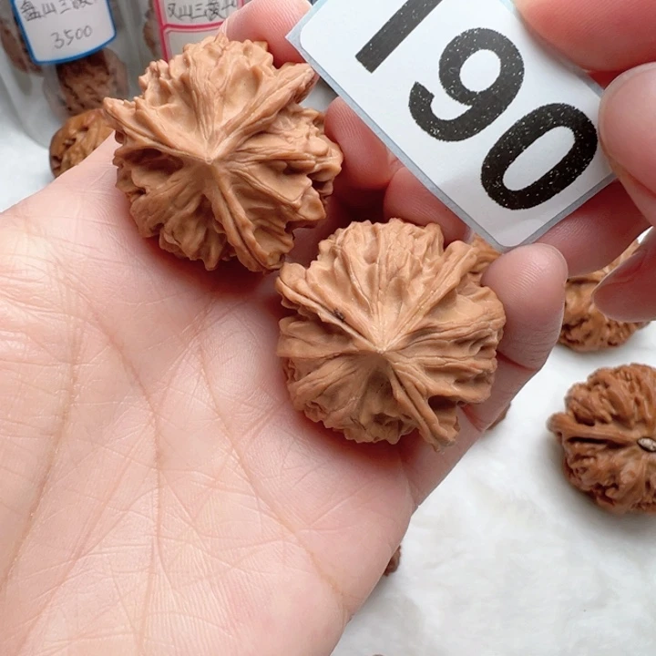 吊坠文玩核桃文玩190