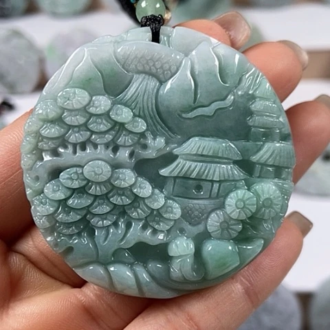 翡翠颈饰未镶嵌山水两面工福利