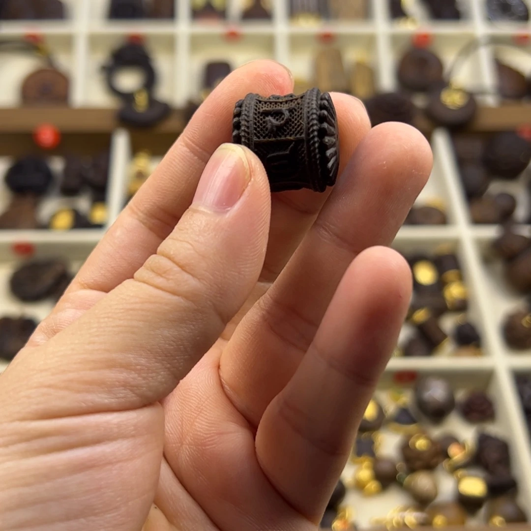 木质类单珠随行脖挂配饰