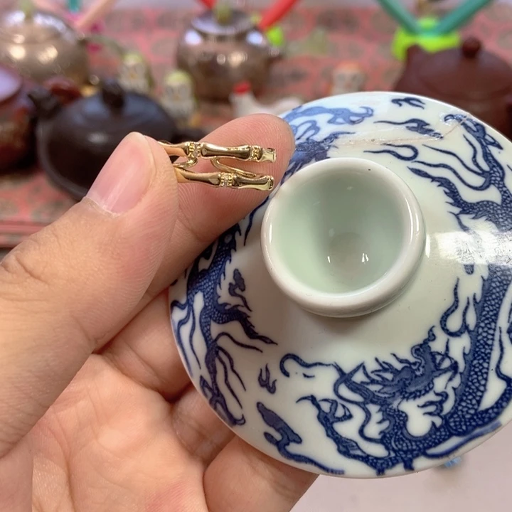 瓷片好吧哈哈哈哈哈哈哈哈