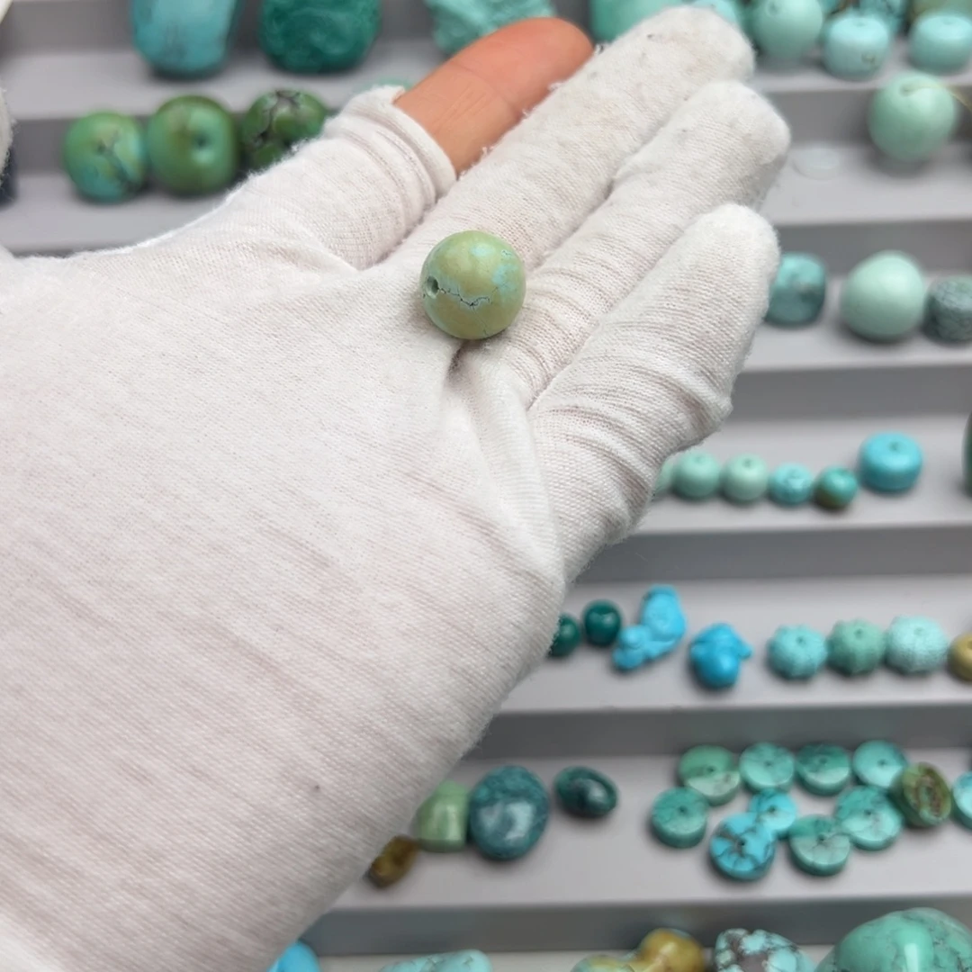 绿松石未镶嵌卡13.5圆珠