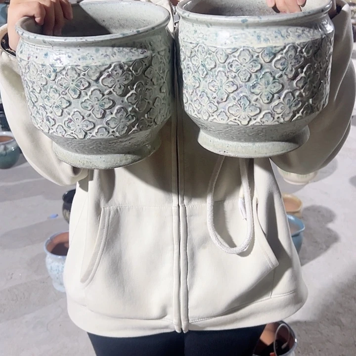 高度19厘米口19厘米