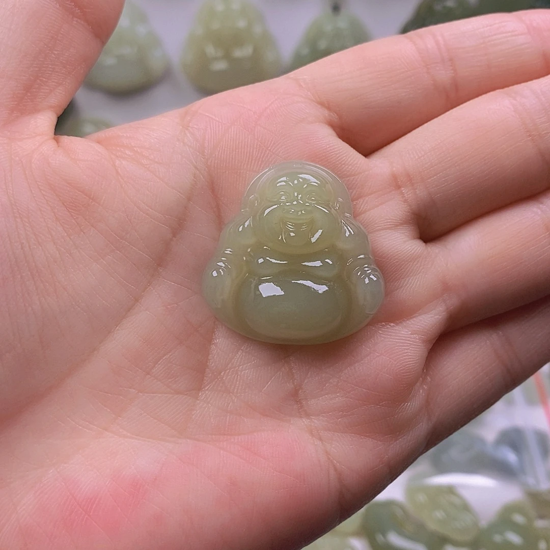 落***游和田玉未镶嵌颈饰