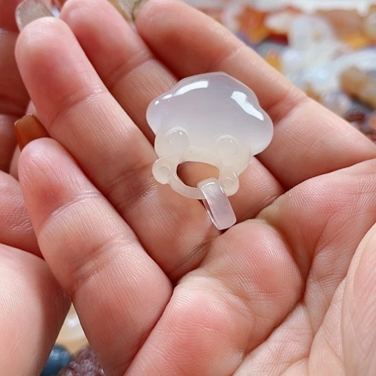 玛瑙/玉髓吊坠(赠链)未镶嵌晚**