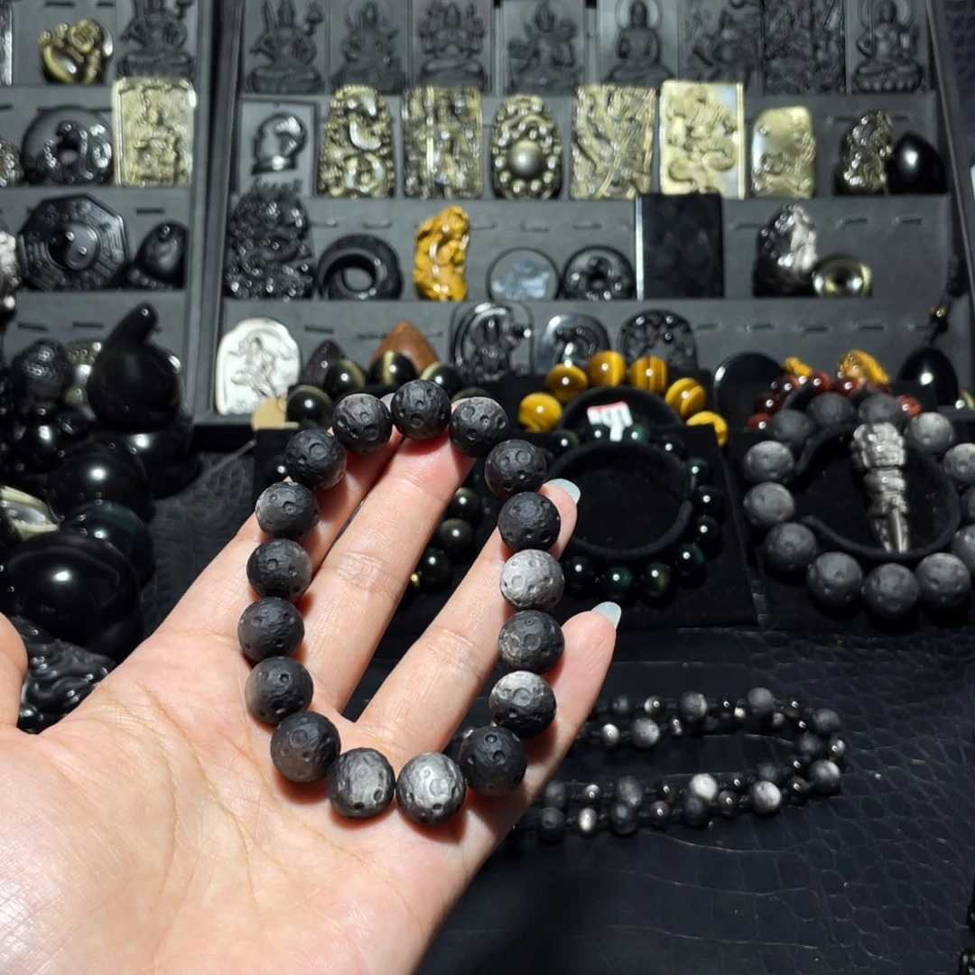 用***5未镶嵌黑曜岩珠宝奇石
