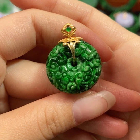 颈饰未镶嵌翡翠吊坠