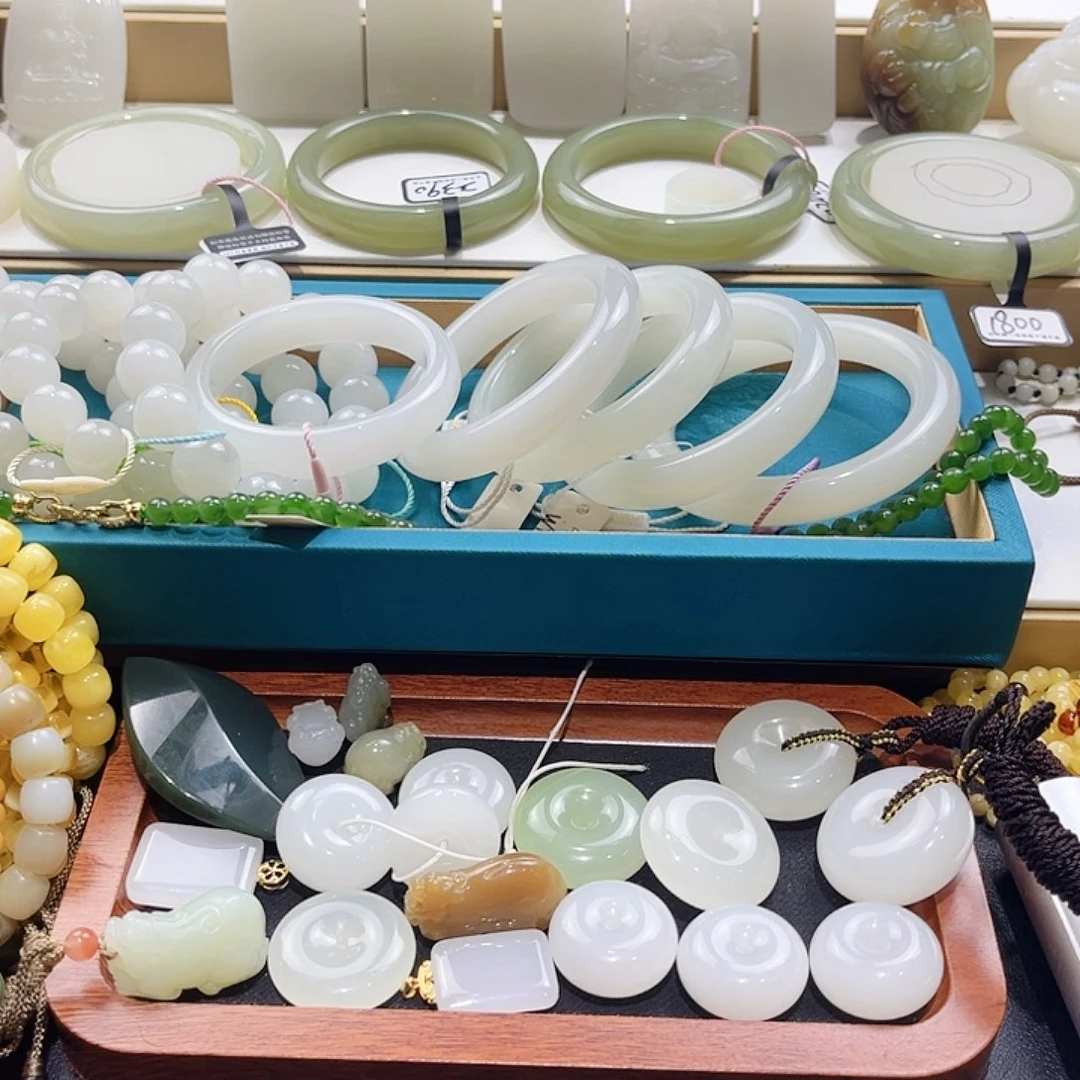 未镶嵌手链和田玉（糖玉）