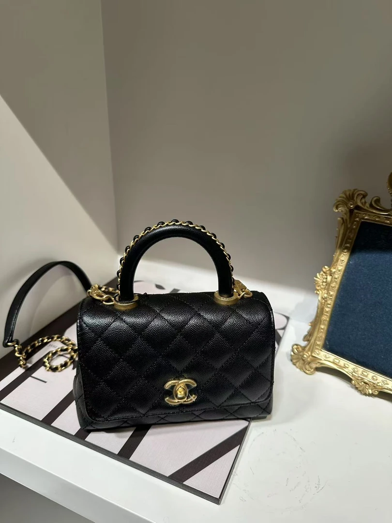 99新 Chanel/香奈儿  23P 黑金荔枝纹皮穿链滚边手柄mini单肩包