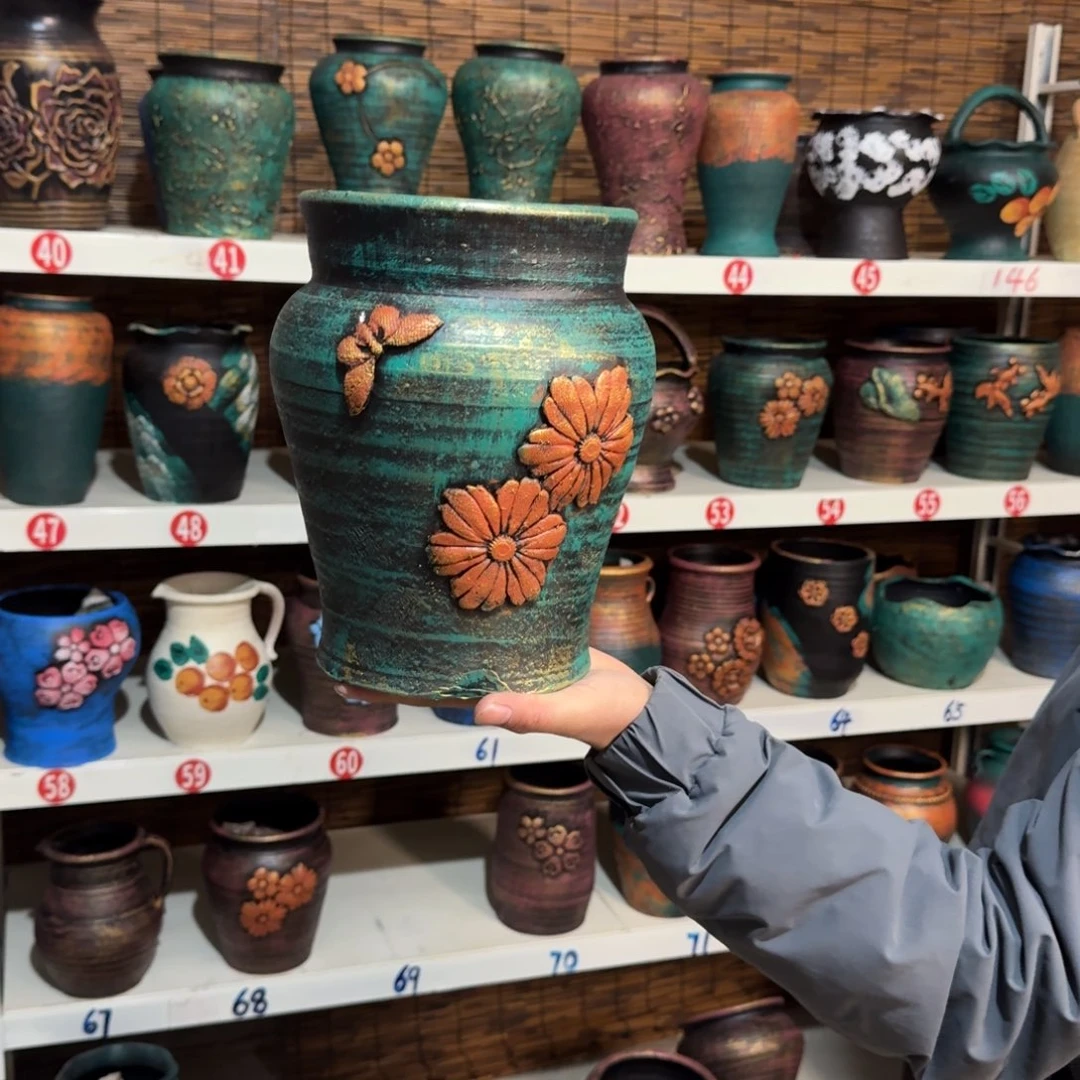 红陶红陶浮雕花盆炸炸炸