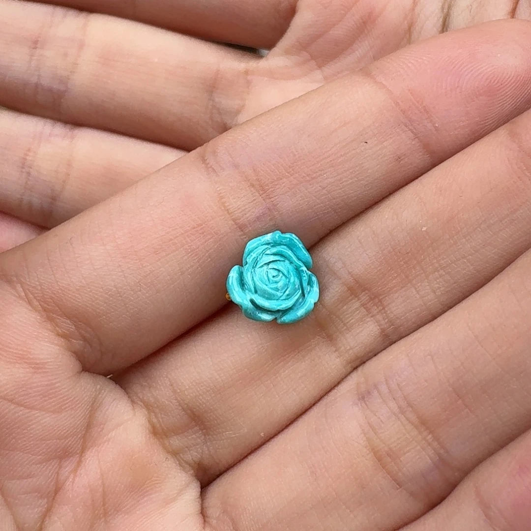 安***依绿松石未镶嵌珠宝奇石