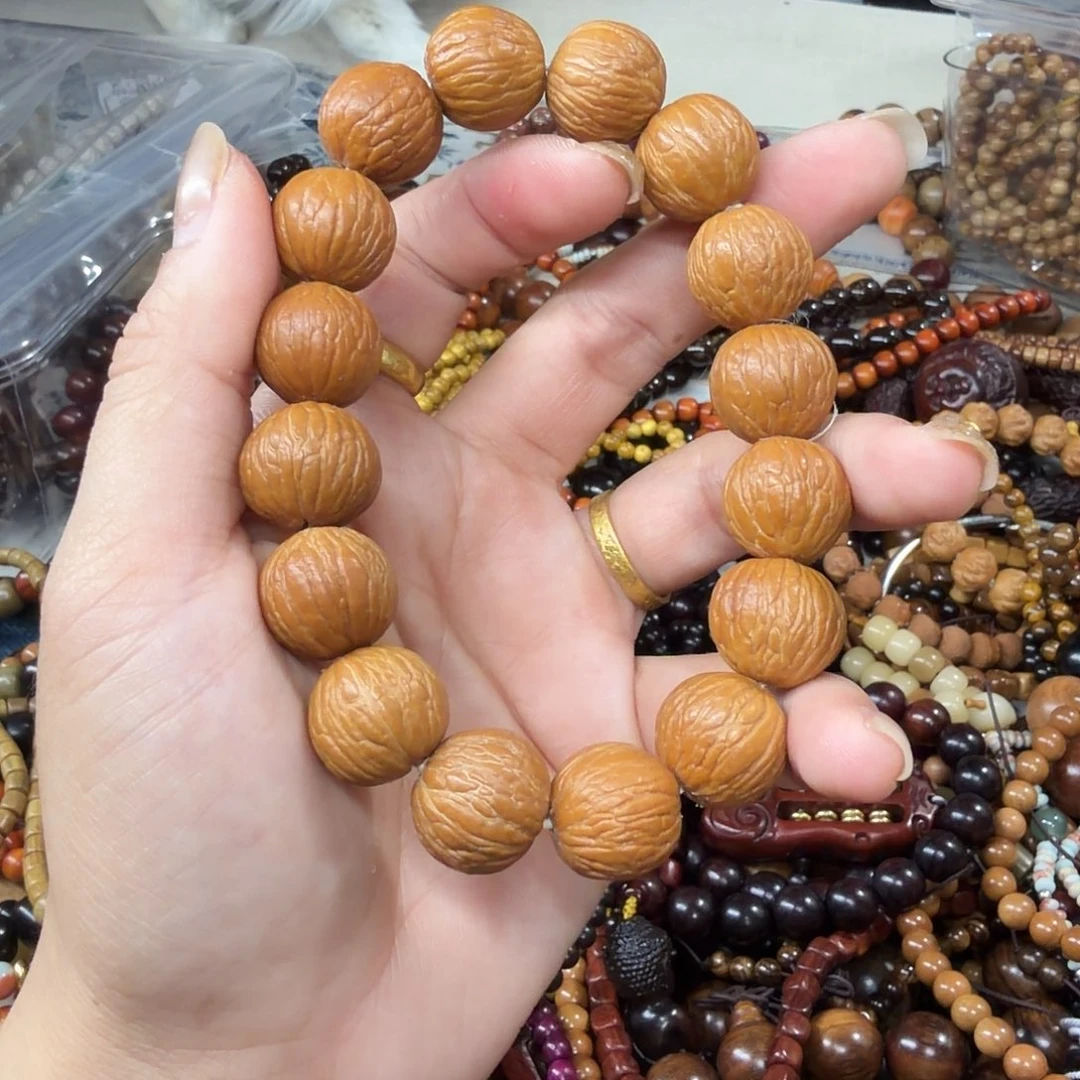 维腊木（绿檀）无事牌