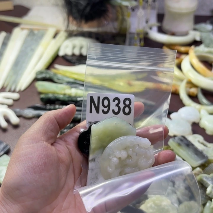 蛇纹石玉发饰合金浮*