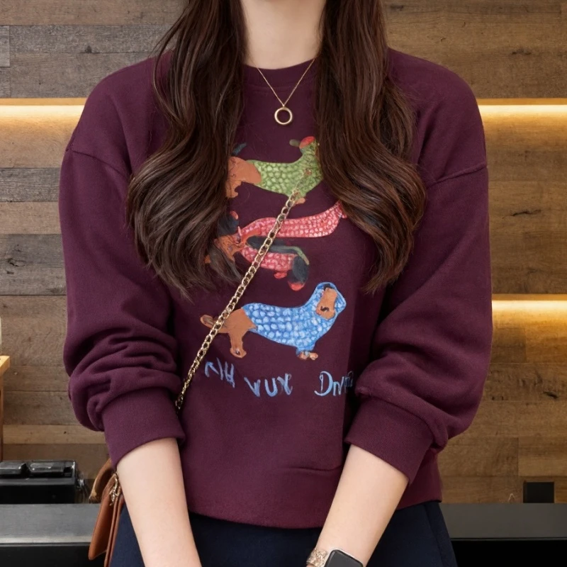 秋季简约百搭时尚圆领套头三条狗印花卫衣LK2506960