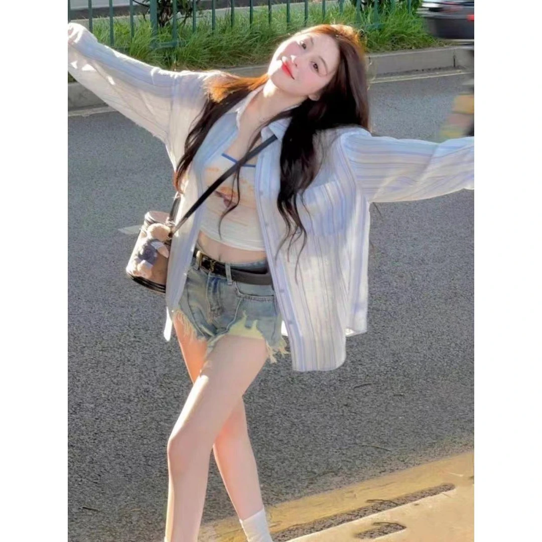 夏季条纹长袖气质外套新款宽松慵懒女装休闲蓝色上衣薄款衬衣