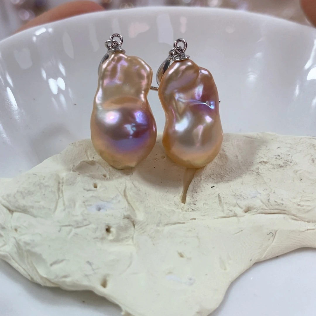 银S925镶嵌淡水珍珠耳饰