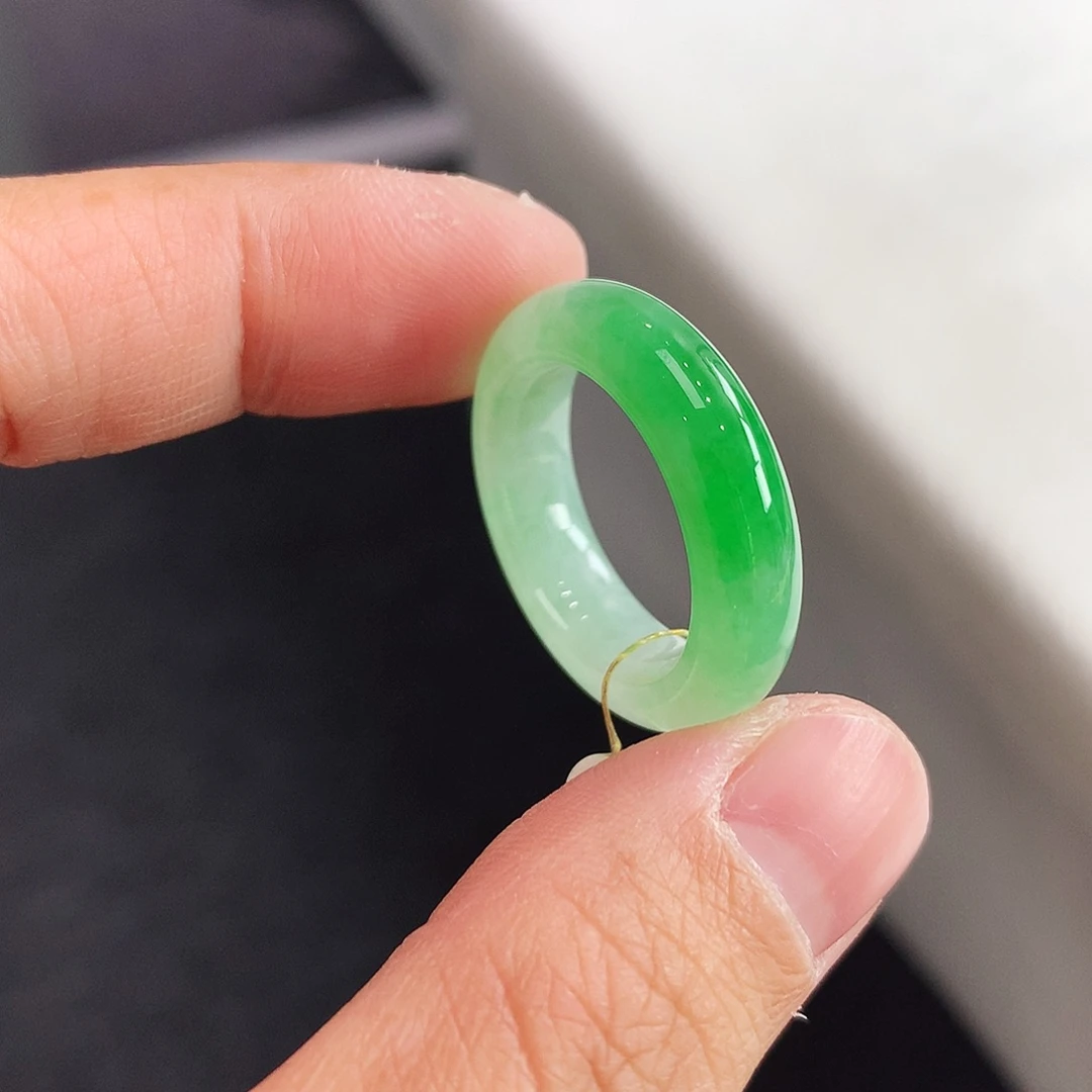 翡翠未镶嵌戒指16