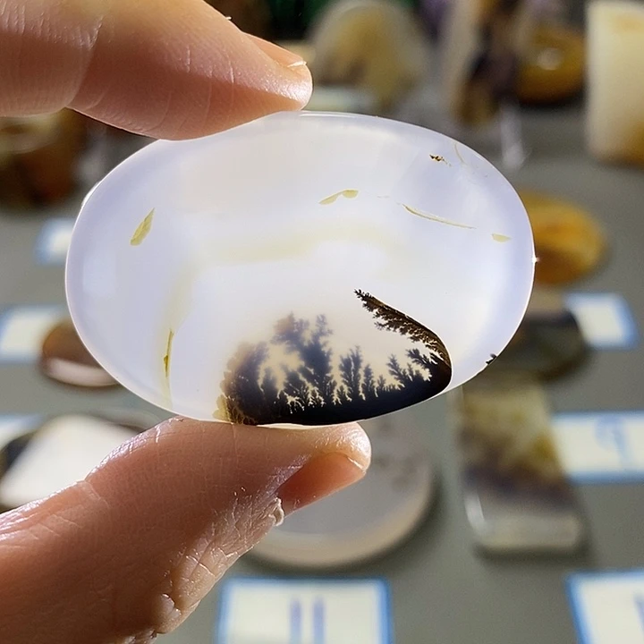 玛瑙/玉髓未镶嵌珠宝半成品73