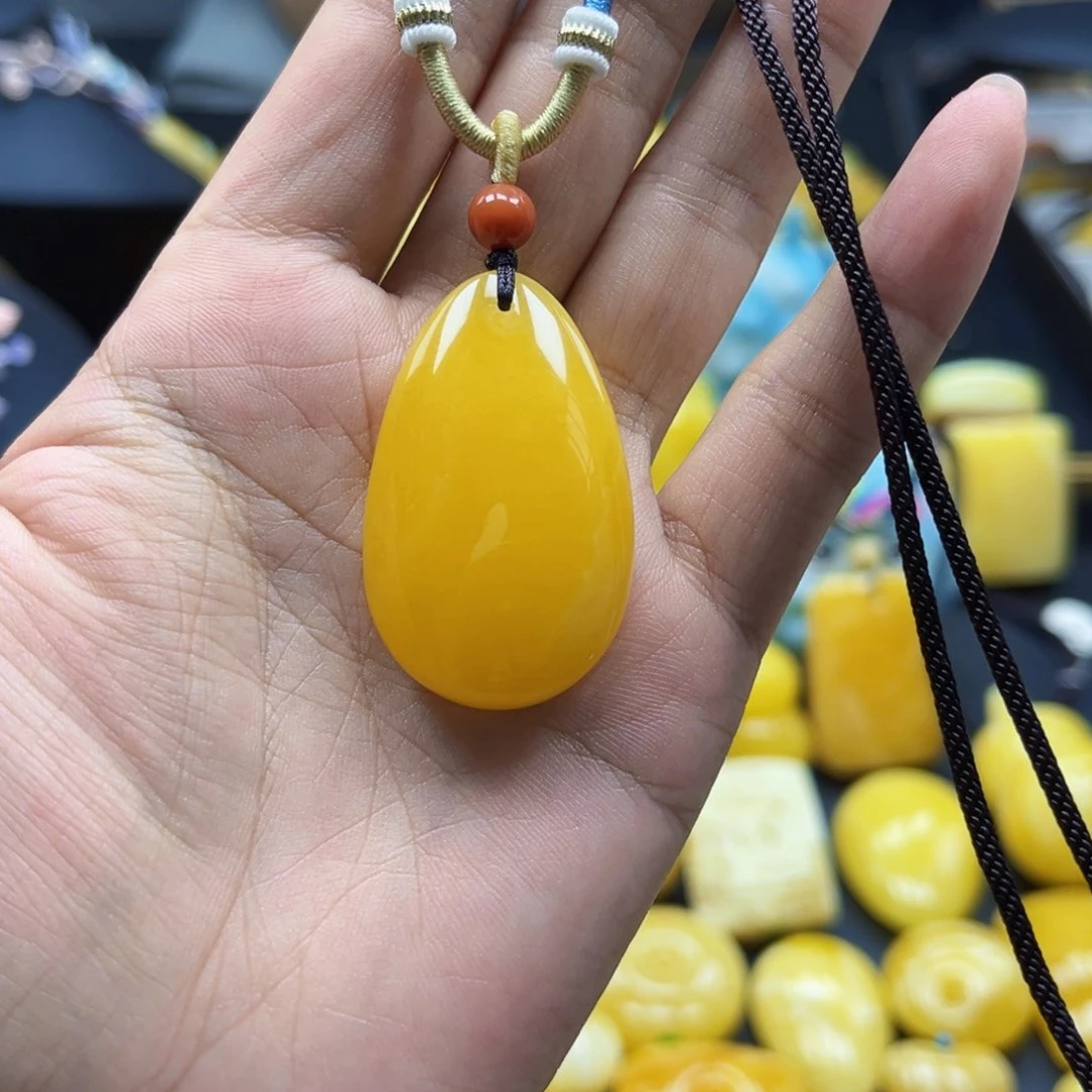 未镶嵌蜜蜡珠宝奇石