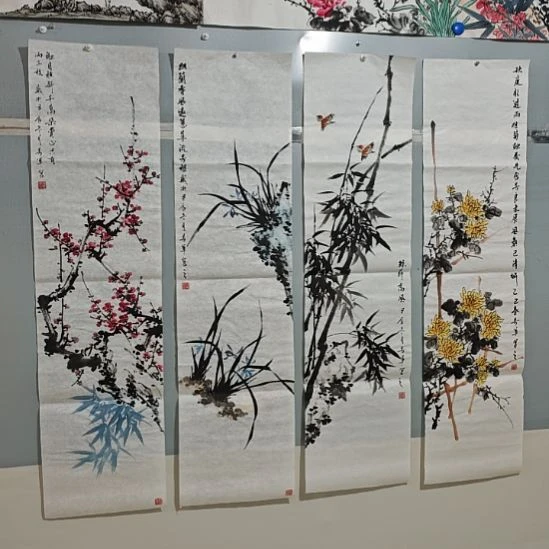 国画梅兰竹菊四条屏