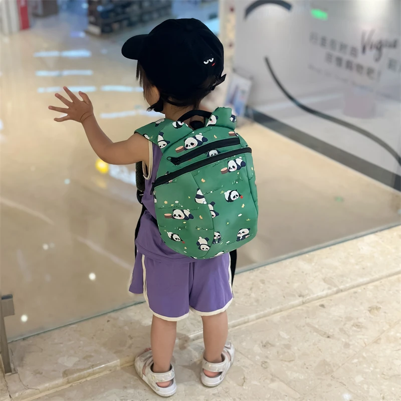 2025新款熊猫防走失背包幼儿园小班入园男孩迷你双肩包宝宝小书包