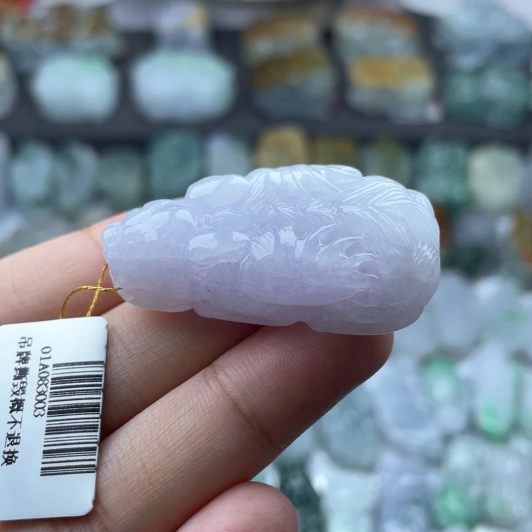 颈饰未镶嵌翡翠貔貅