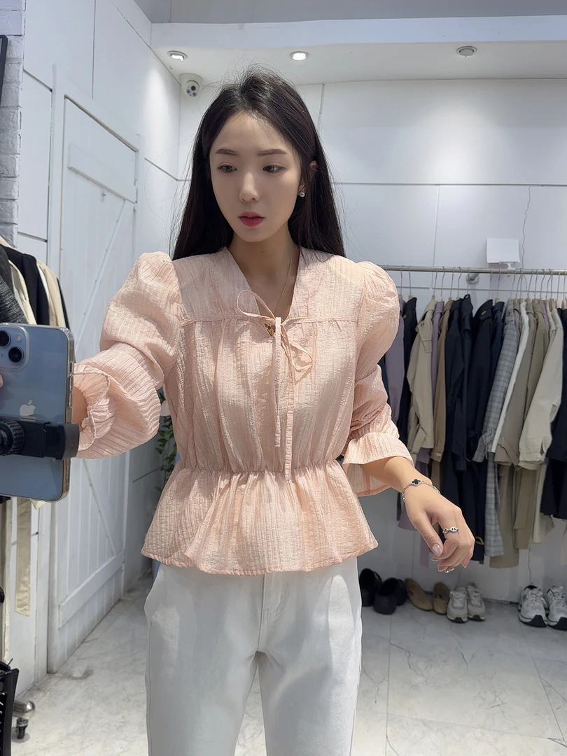 2025 ann粉色小衫